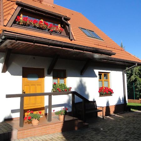 Giszowiec Pokoje Goscinne Przyjazna 9 カトヴィツェ エクステリア 写真